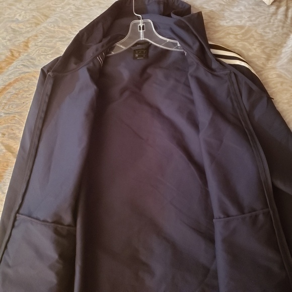 Adidas 3 Stripes Navy Woven Windbreaker Sz XL - Picture 6 of 8
